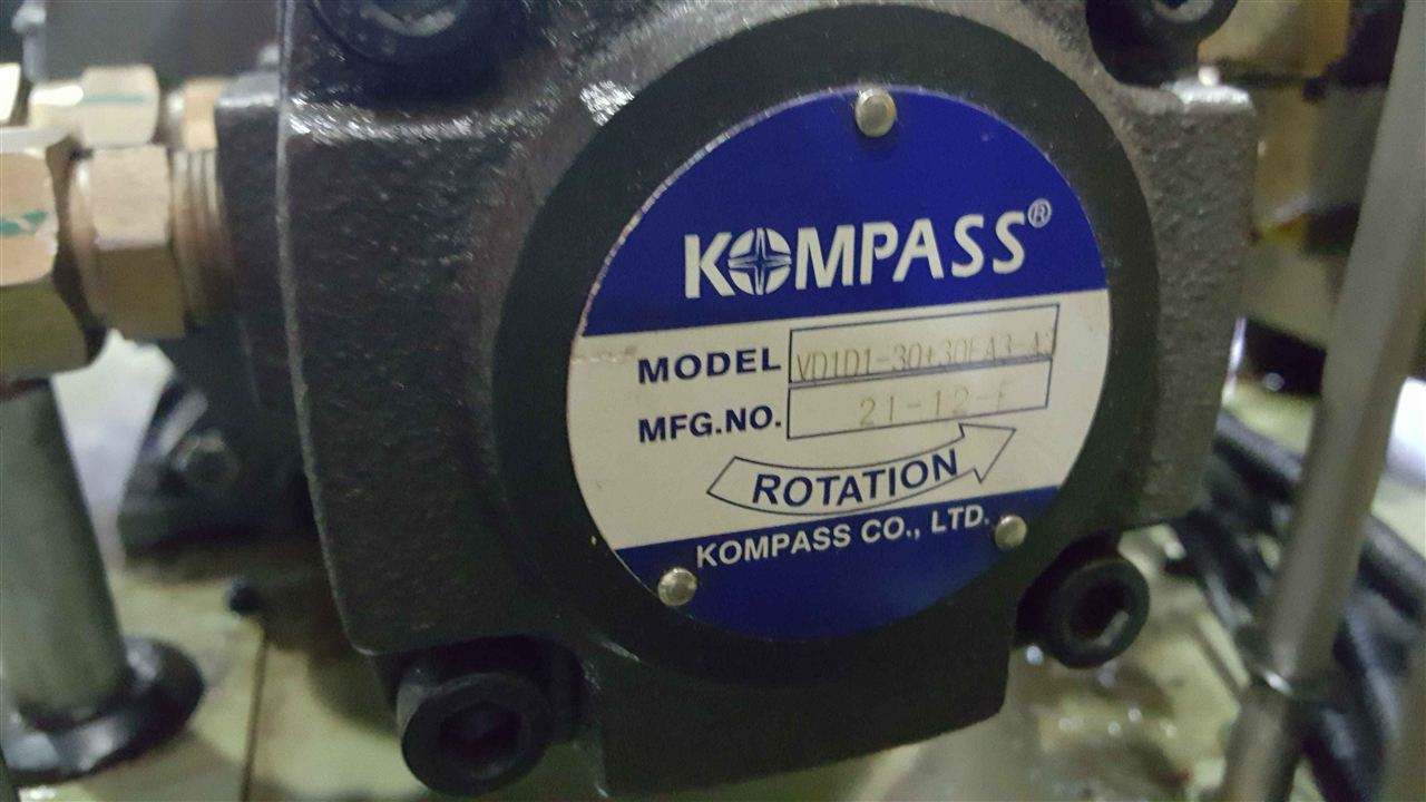 KOMPASS